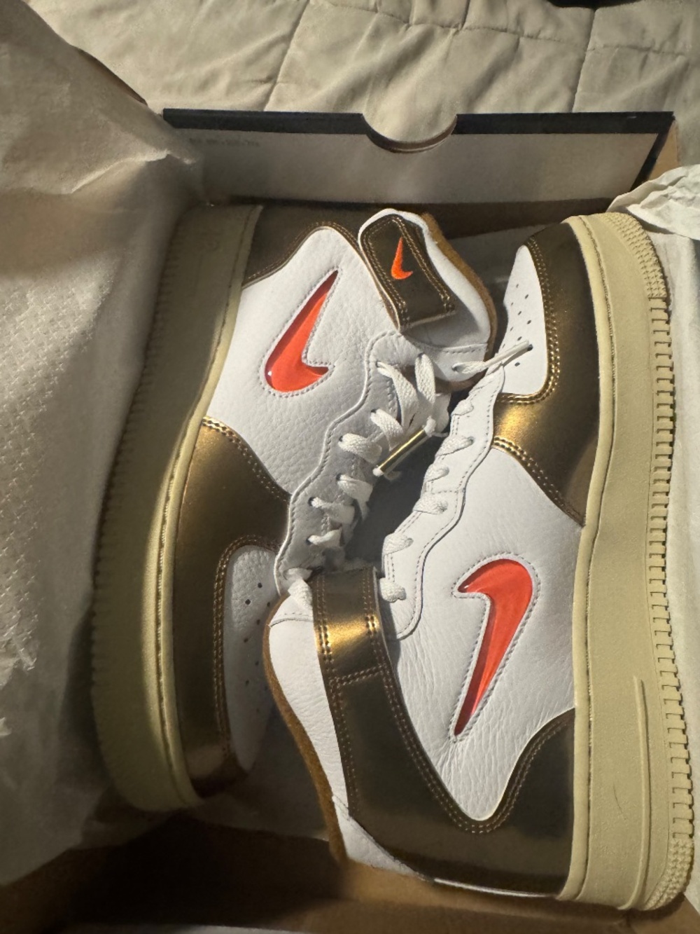 Air Force 1 - Picture 6 of 8